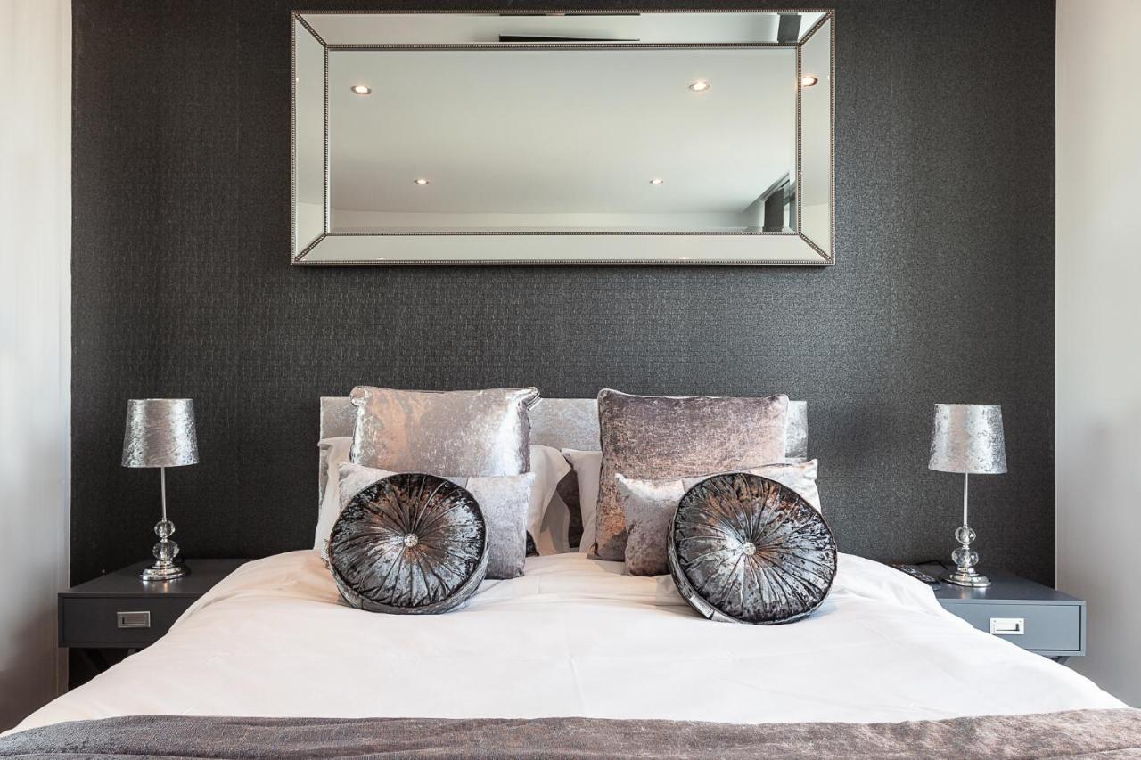 2 Bedroom 2 Bathroom Apartment In Central Milton Keynes With Free Parking And Smart Tv - Contractors, Relocation, Business Travellers 外观 照片