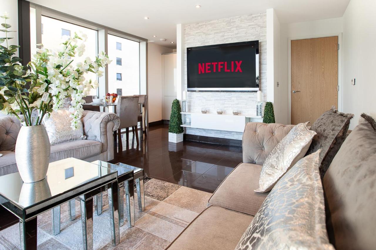 2 Bedroom 2 Bathroom Apartment In Central Milton Keynes With Free Parking And Smart Tv - Contractors, Relocation, Business Travellers 外观 照片